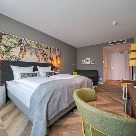Vienna House Easy By Wyndham Amsterdam Airport Schiphol Hotel โฮฟด์ดอร์ป ภายนอก รูปภาพ