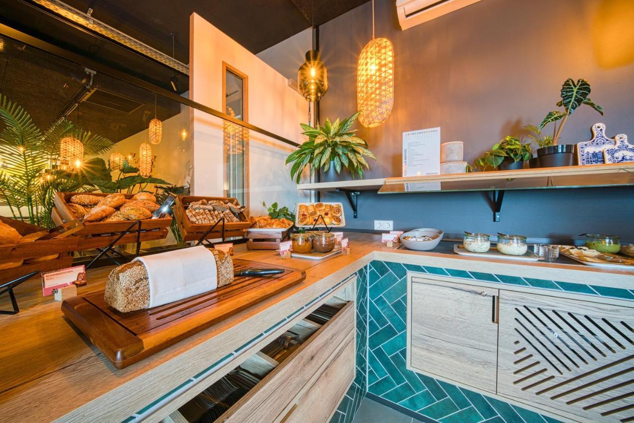 Vienna House Easy By Wyndham Amsterdam Airport Schiphol Hotel โฮฟด์ดอร์ป ภายนอก รูปภาพ