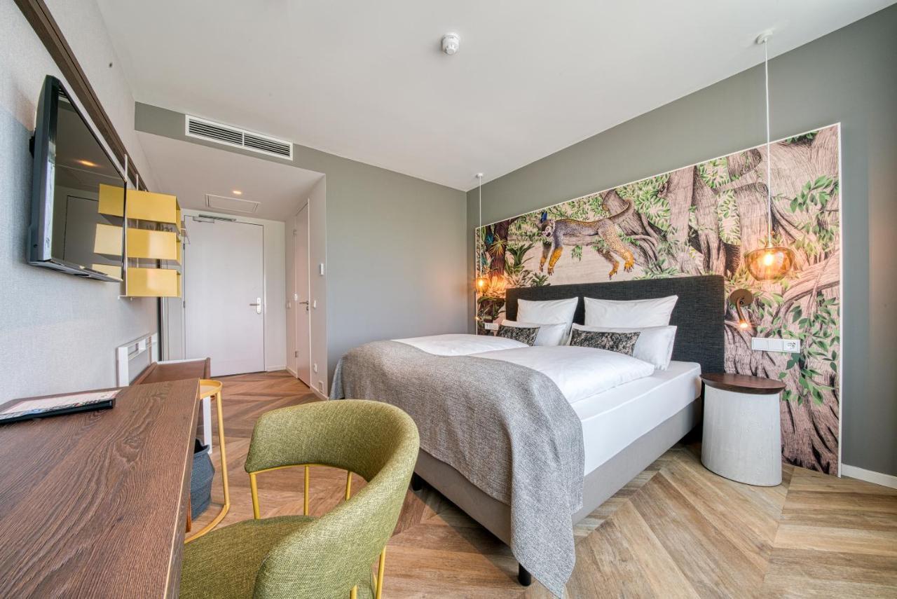 Vienna House Easy By Wyndham Amsterdam Airport Schiphol Hotel โฮฟด์ดอร์ป ภายนอก รูปภาพ