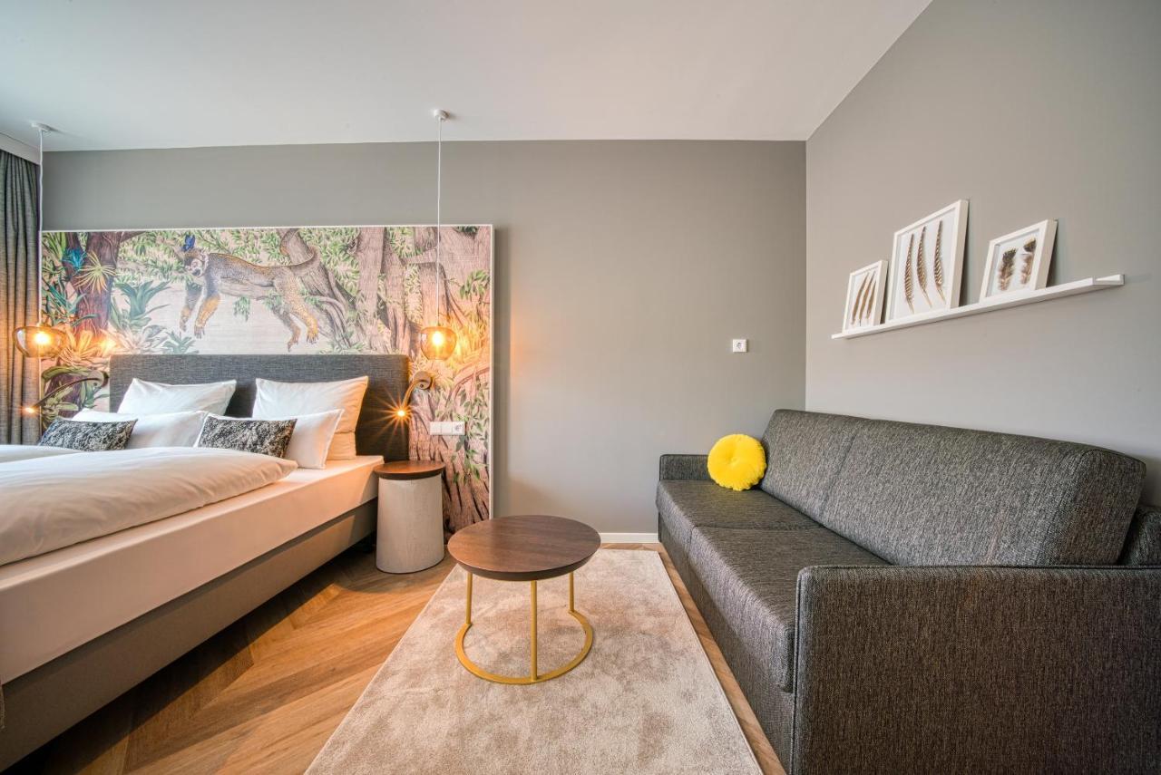 Vienna House Easy By Wyndham Amsterdam Airport Schiphol Hotel โฮฟด์ดอร์ป ภายนอก รูปภาพ
