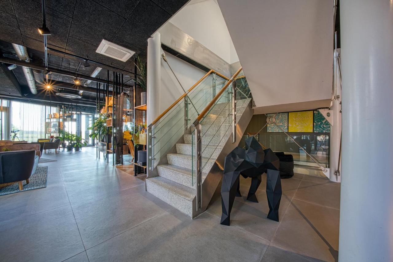 Vienna House Easy By Wyndham Amsterdam Airport Schiphol Hotel โฮฟด์ดอร์ป ภายนอก รูปภาพ