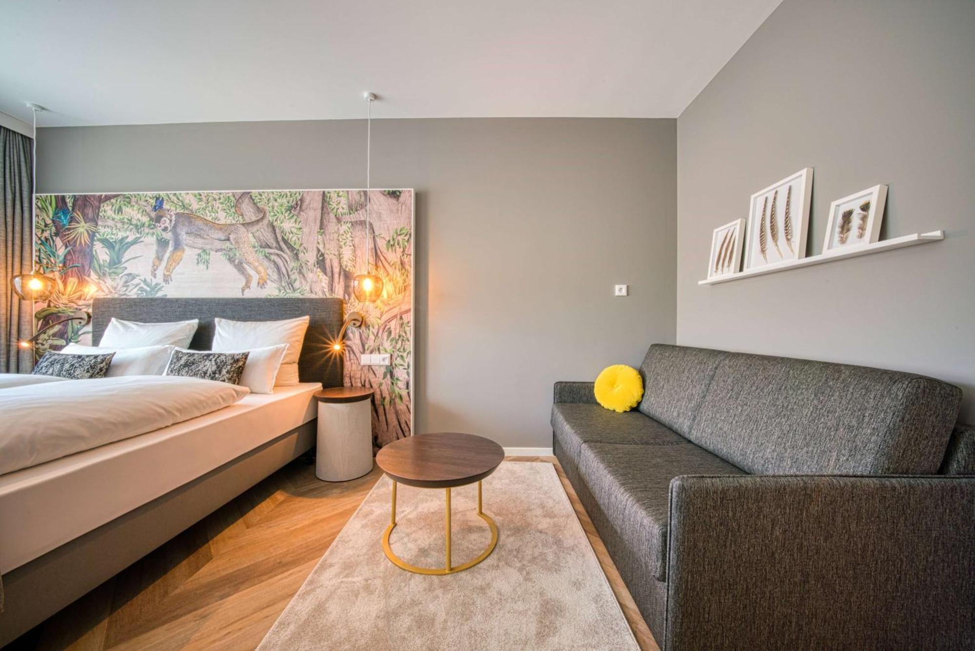 Vienna House Easy By Wyndham Amsterdam Airport Schiphol Hotel โฮฟด์ดอร์ป ภายนอก รูปภาพ