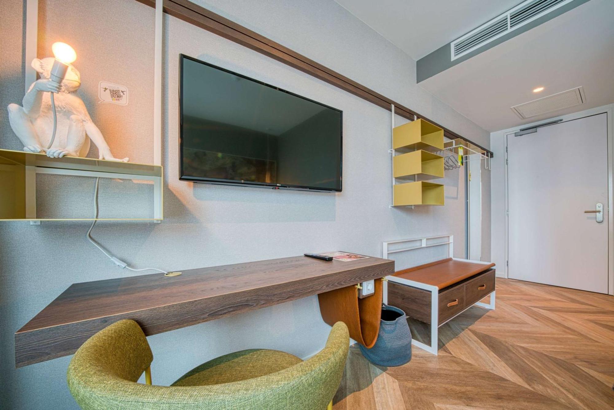 Vienna House Easy By Wyndham Amsterdam Airport Schiphol Hotel โฮฟด์ดอร์ป ภายนอก รูปภาพ