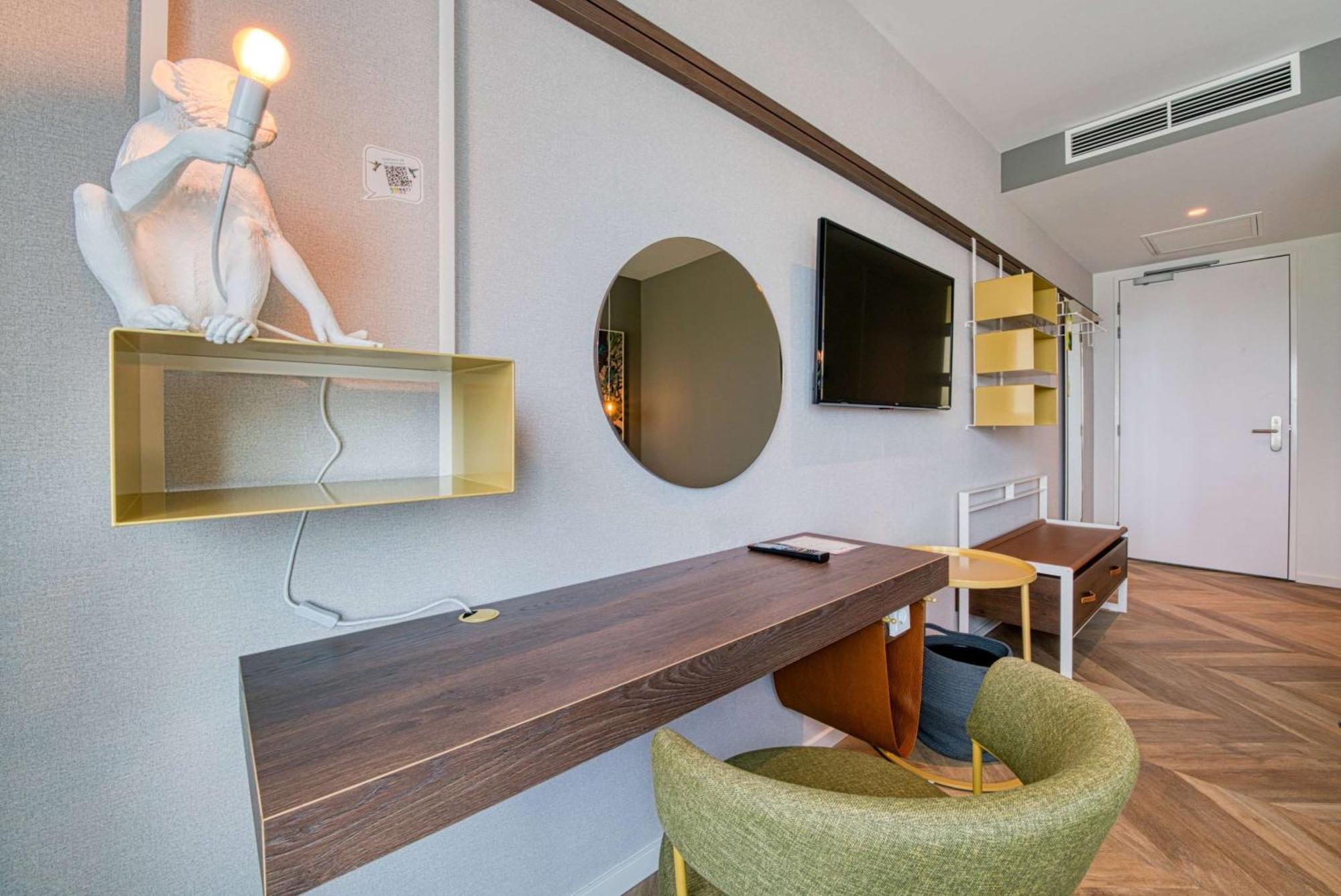 Vienna House Easy By Wyndham Amsterdam Airport Schiphol Hotel โฮฟด์ดอร์ป ภายนอก รูปภาพ
